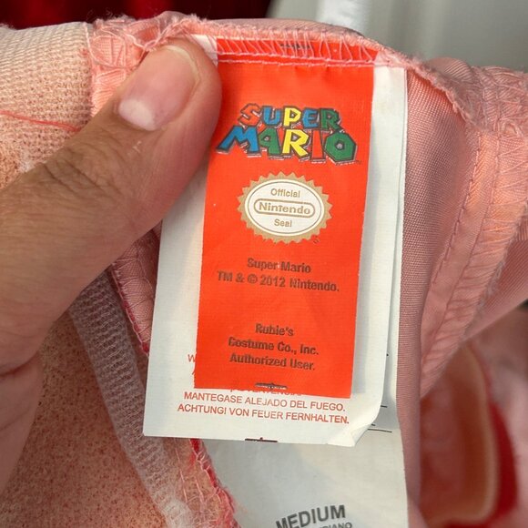 FINAL PRICE DROP❌ Peach Mario Kart halloween costume size medium - Picture 5 of 9